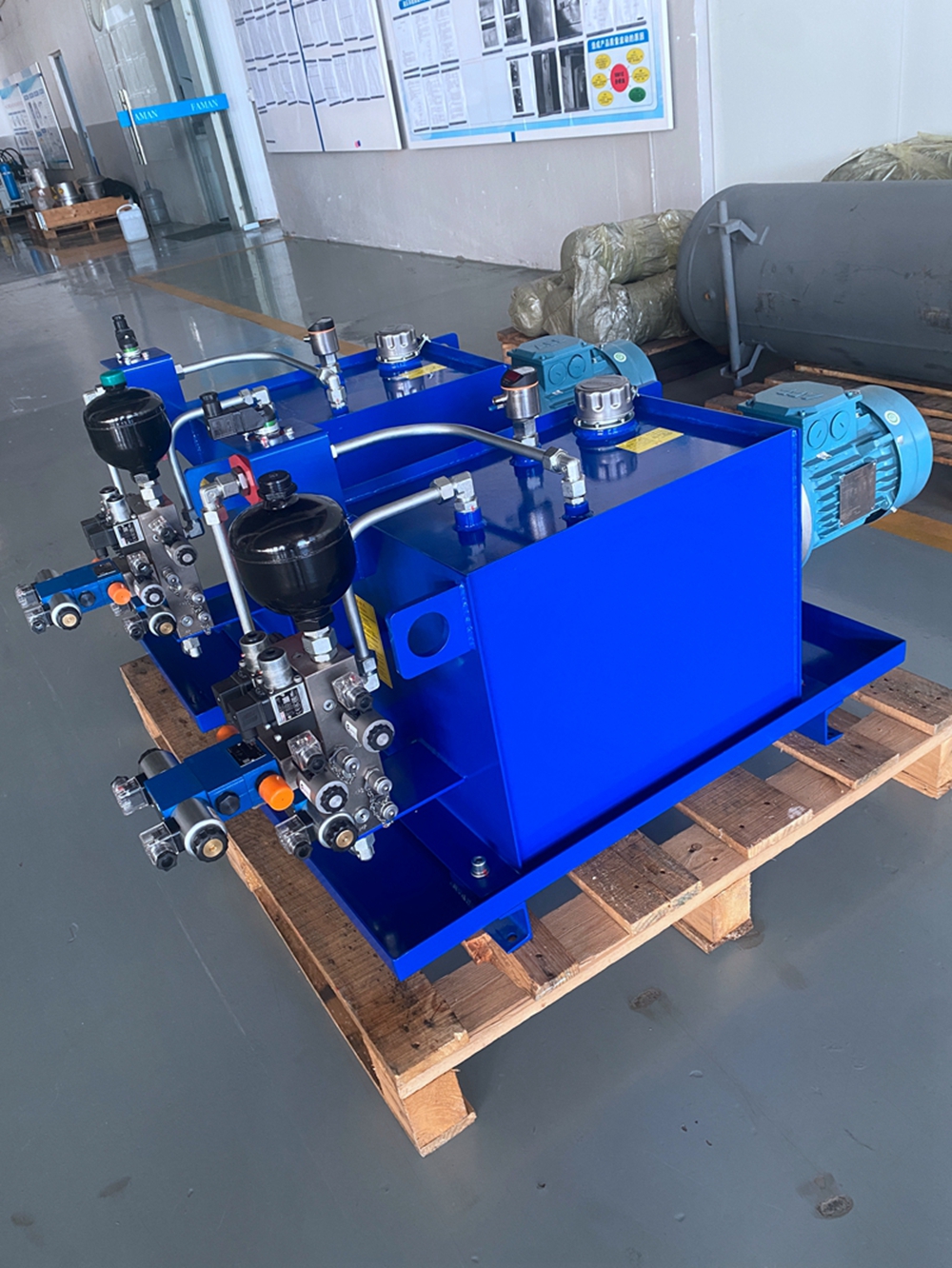 Testing the hydraulic system