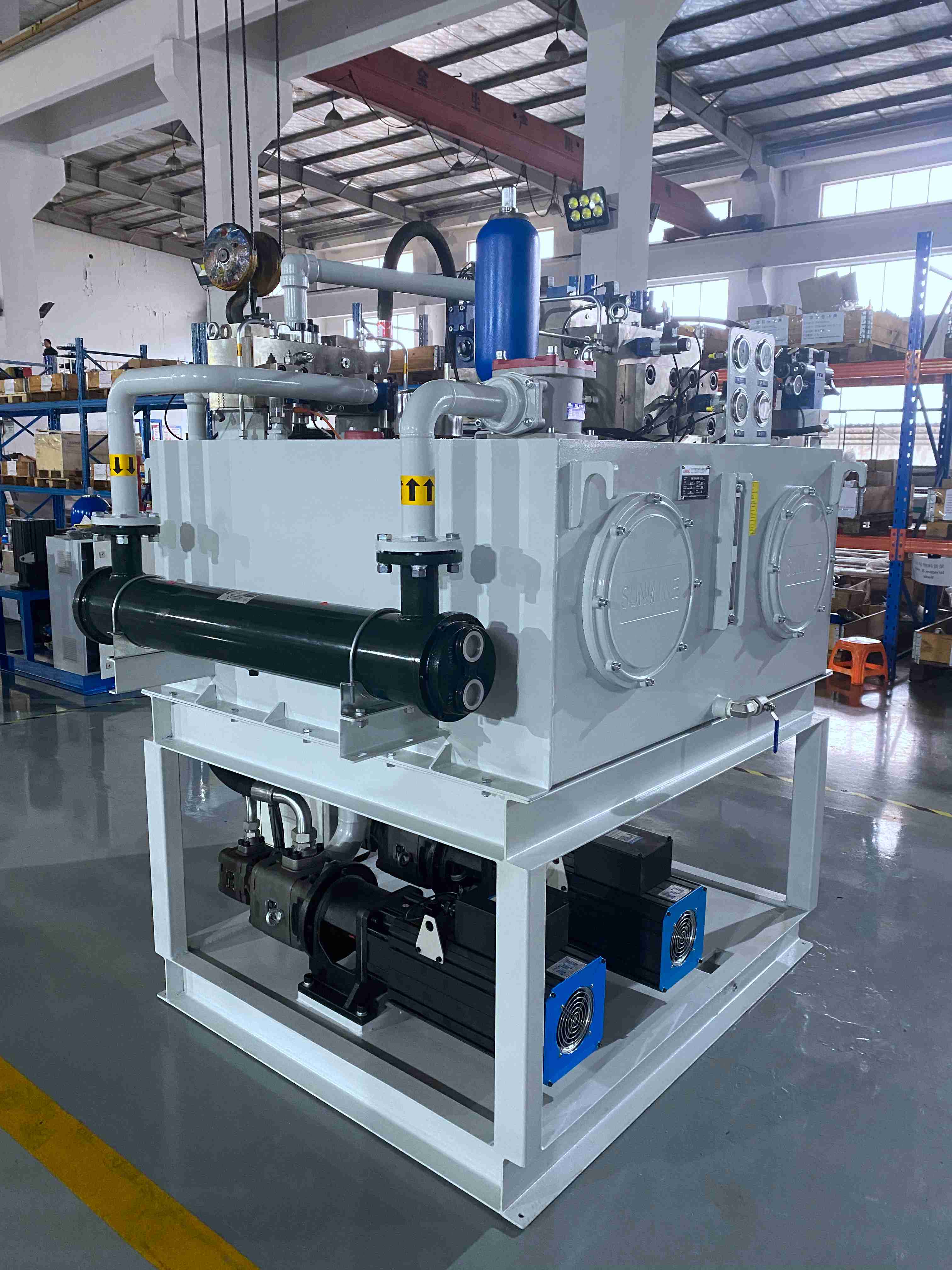 Medium-sized servo-hydraulic system
