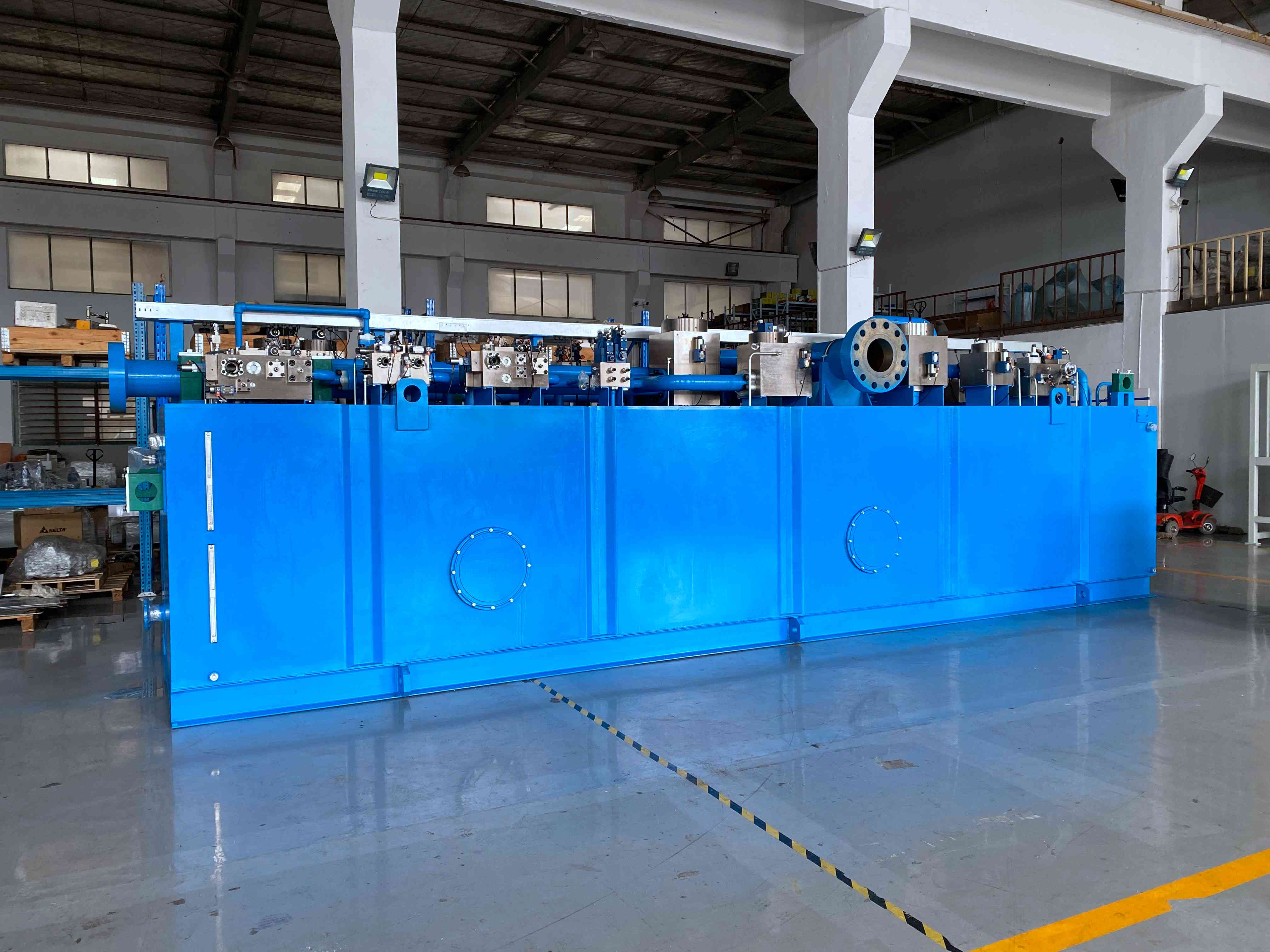 Large hydraulic system